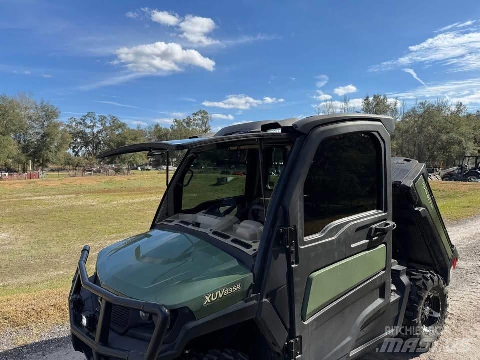 John Deere XUV835R Redskapsbärare