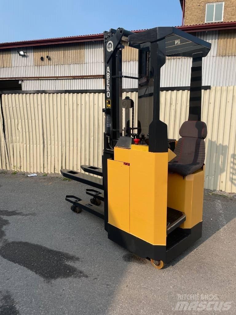 Abeko SKY16SV TFY Staplare