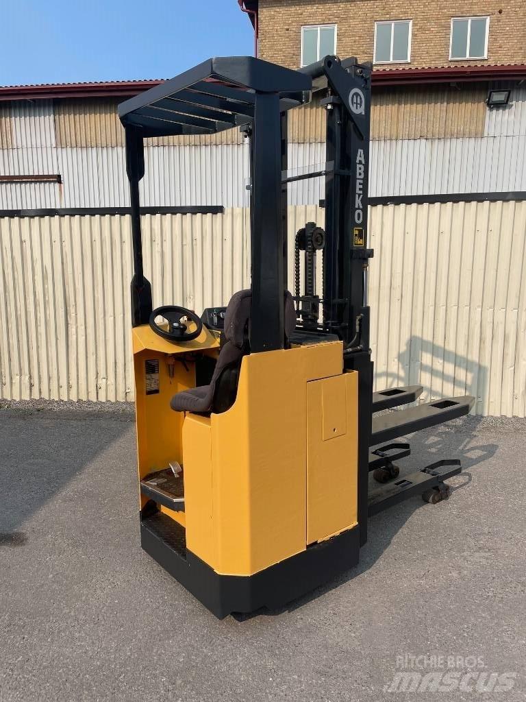 Abeko SKY16SV TFY Staplare