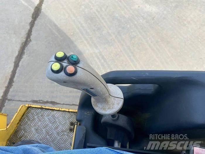 Bomag BW 80 AD-5 Tvåvalsvältar