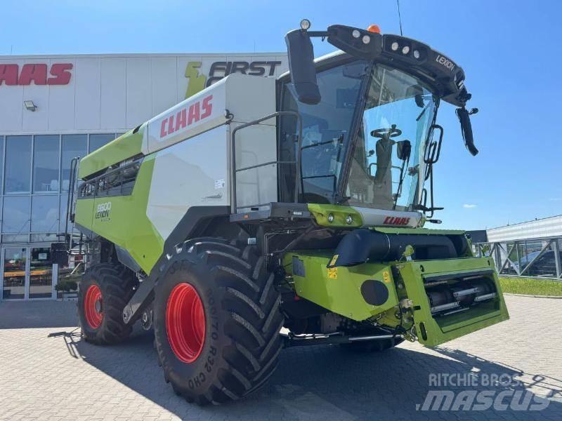 CLAAS LEXION 8600 Skördetröskor