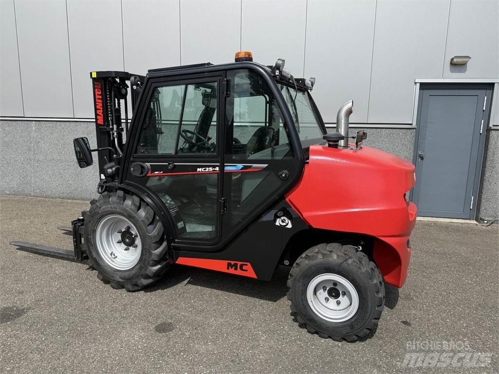 Manitou MC25-4 Terrängtruck