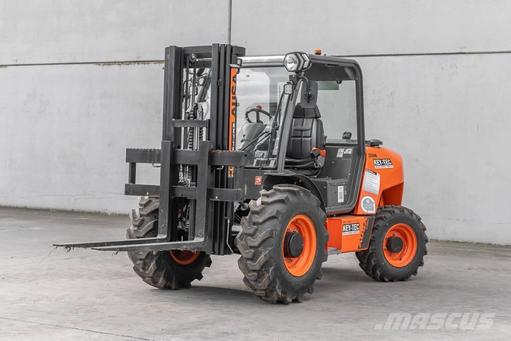 Ausa C 251 H x4 Dieselmotviktstruckar