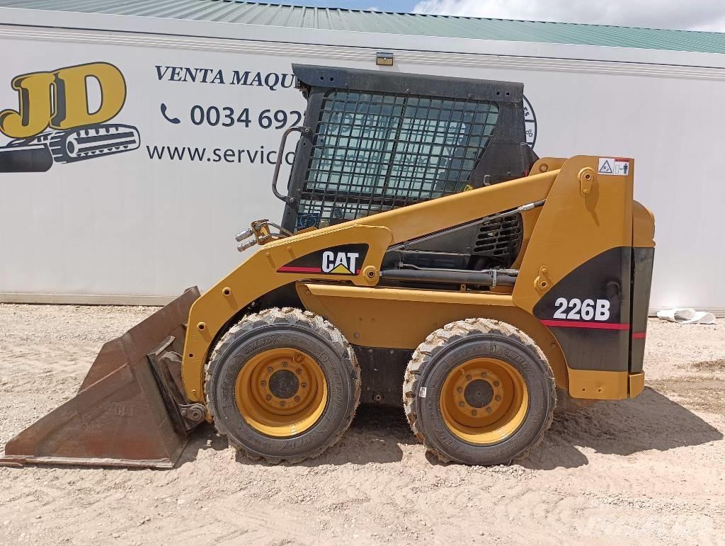 CAT 226 B Kompaktlastare