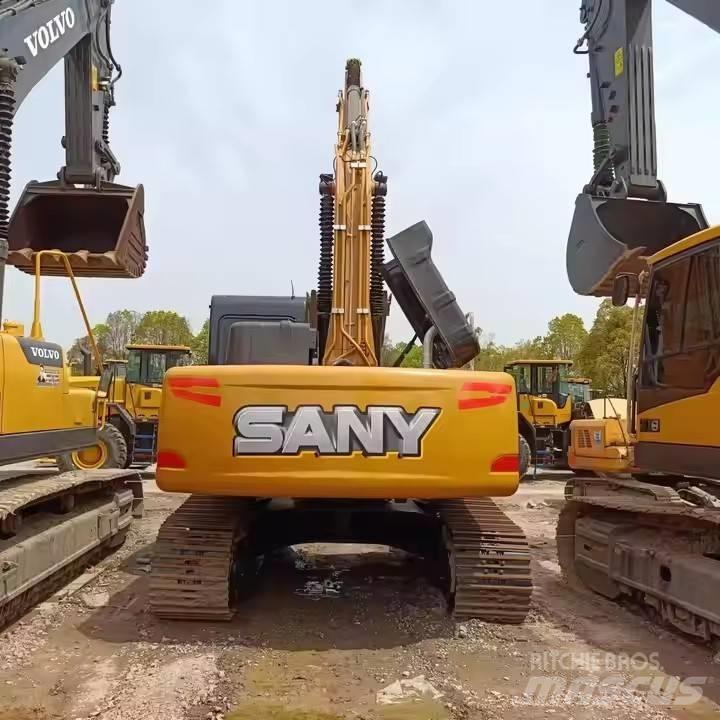 Sany SY215Cpro Bandgrävare