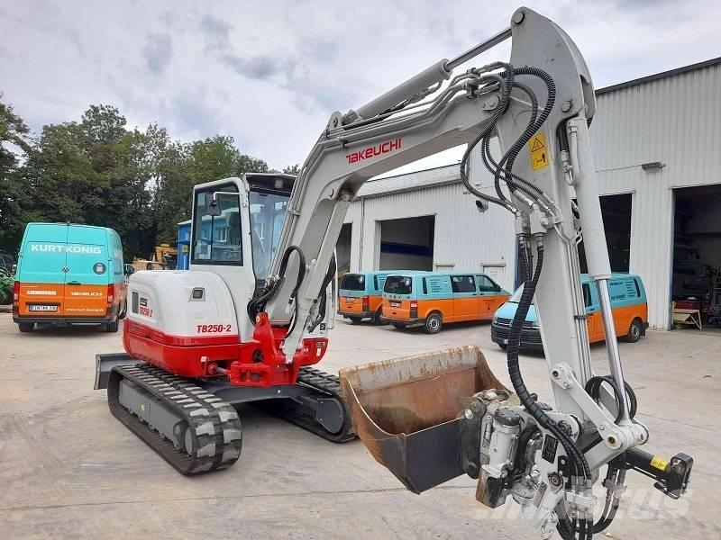 Takeuchi TB 250-2 Minigrävare < 7t