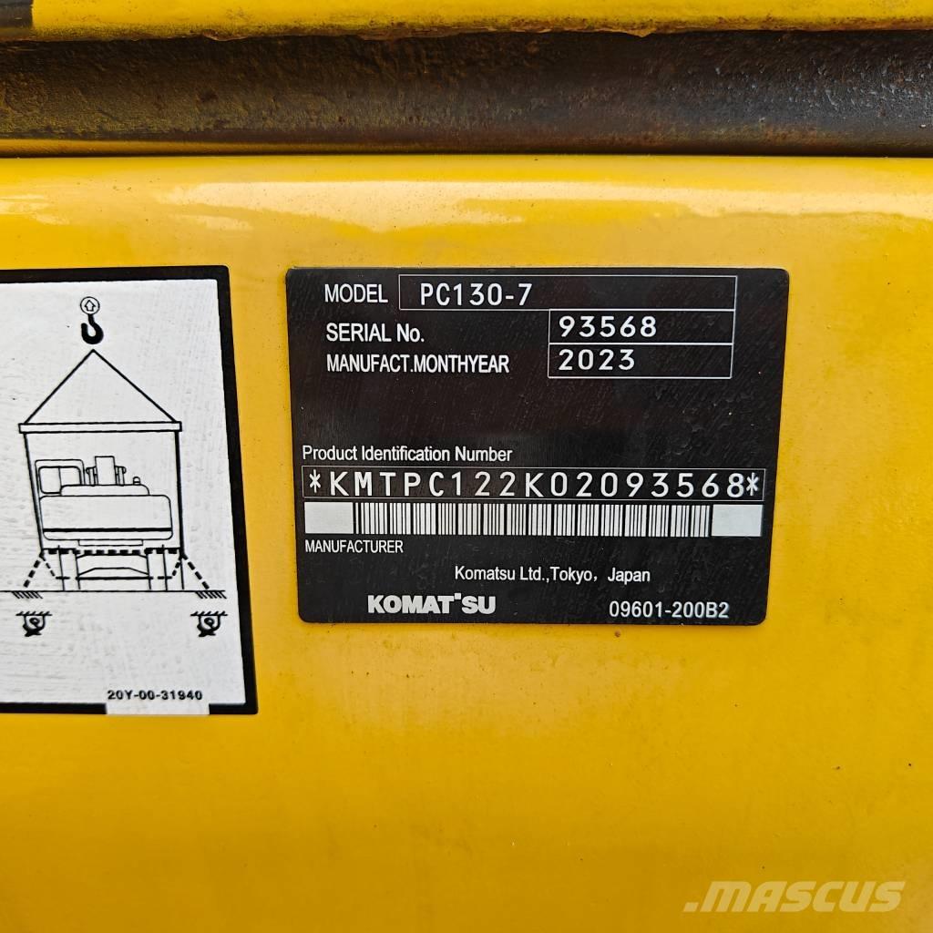 Komatsu 130-7 Bandgrävare