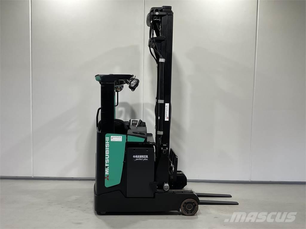 Mitsubishi RB16NH Skjutstativtruck