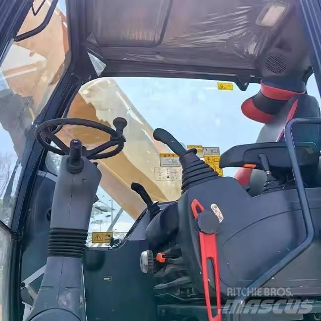 Hyundai 210WVS Hjulgrävare