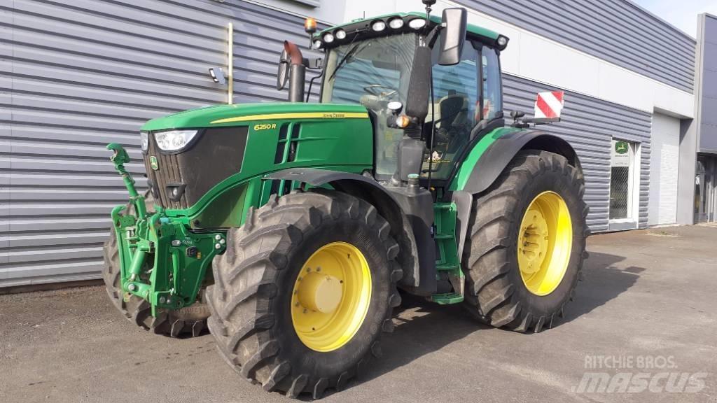 John Deere 6250 R Traktorer