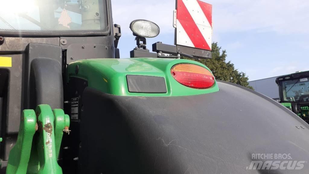 John Deere 6250 R Traktorer