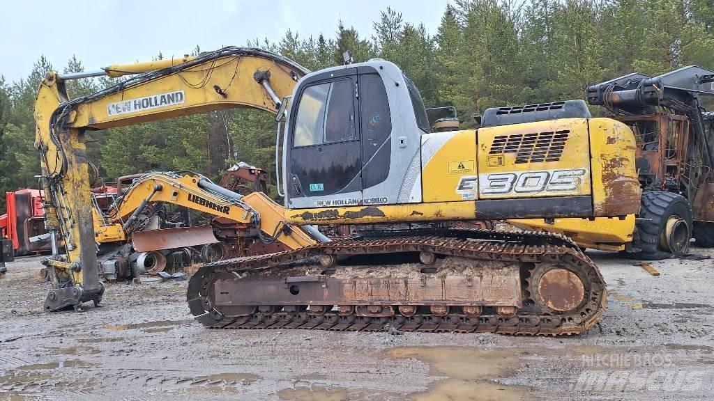 New Holland E 305 Bandgrävare