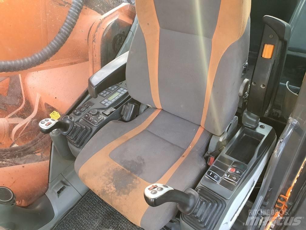 Doosan DX 420 LC-3 Bandgrävare