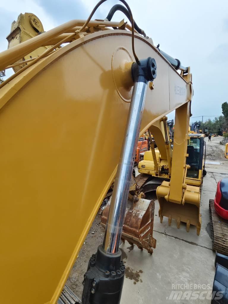 CAT 320 D Bandgrävare