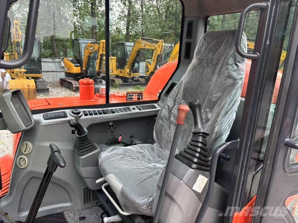 Doosan DX 60-9 C Minigrävare < 7t