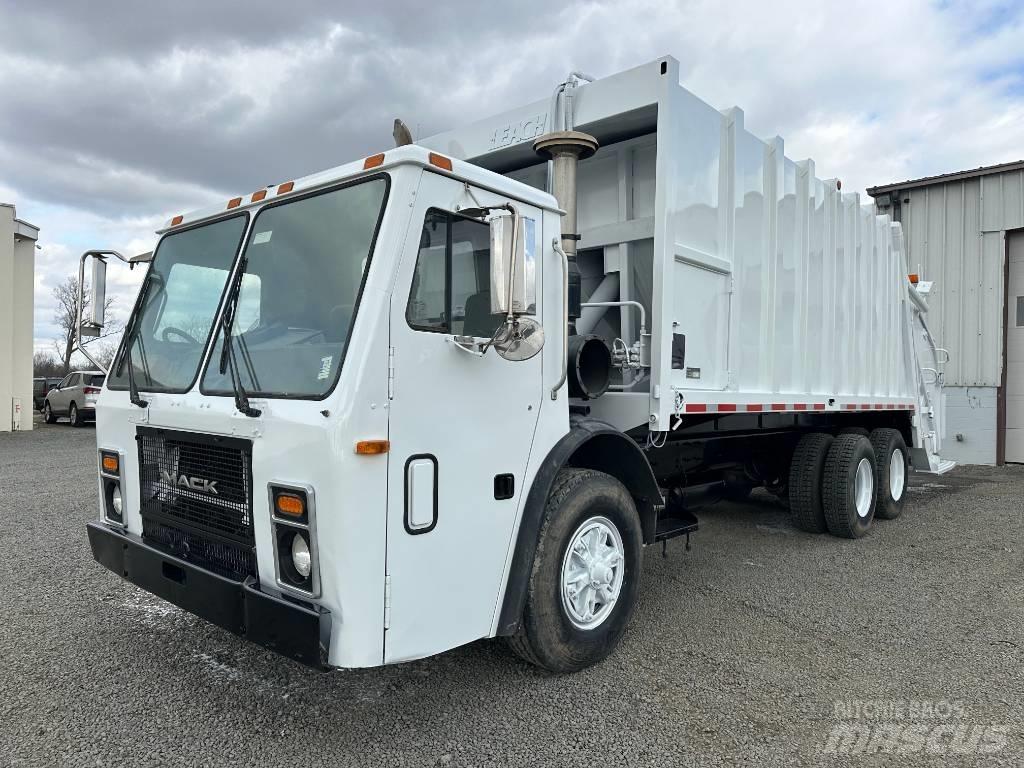 Mack LE613 Sopbilar