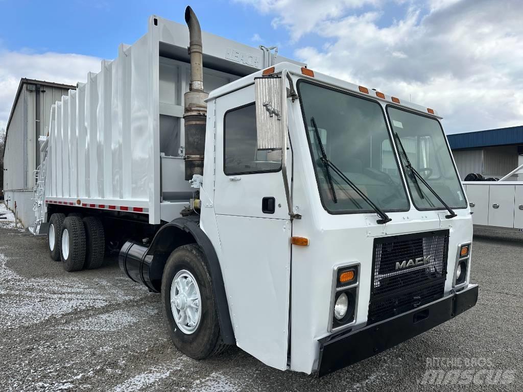 Mack LE613 Sopbilar