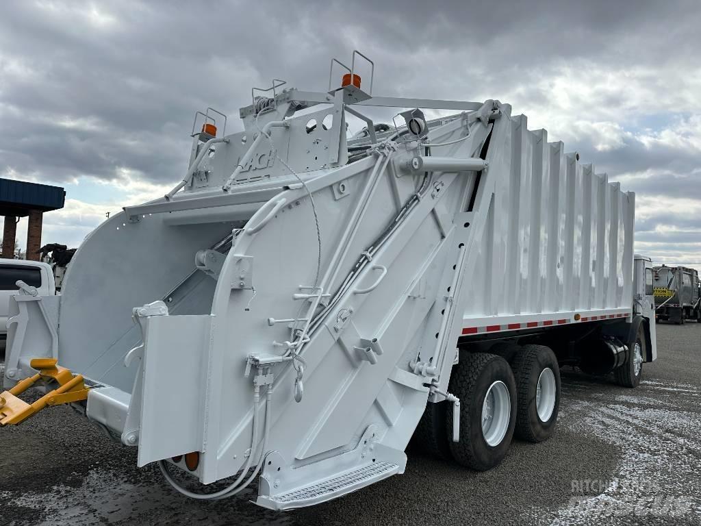 Mack LE613 Sopbilar