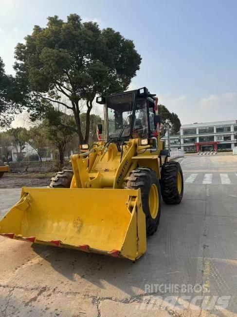 Komatsu WA 100 Hjullastare