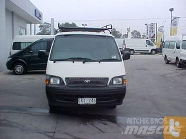 Toyota HIACE RZH103R Lätta skåpbilar
