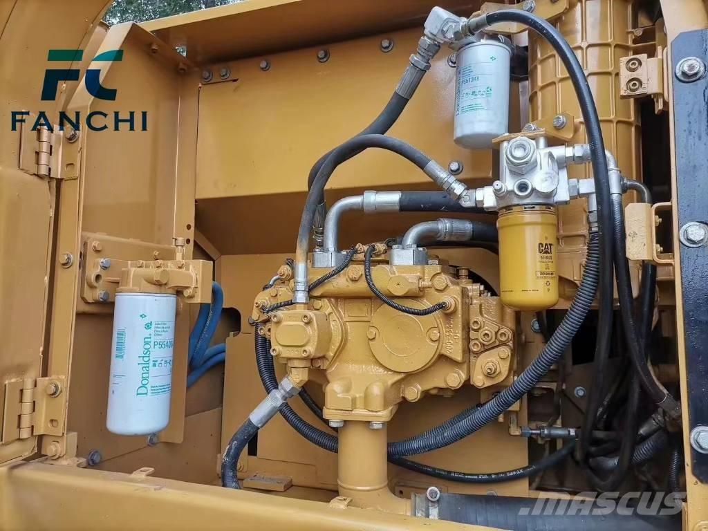 CAT 320 D Bandgrävare