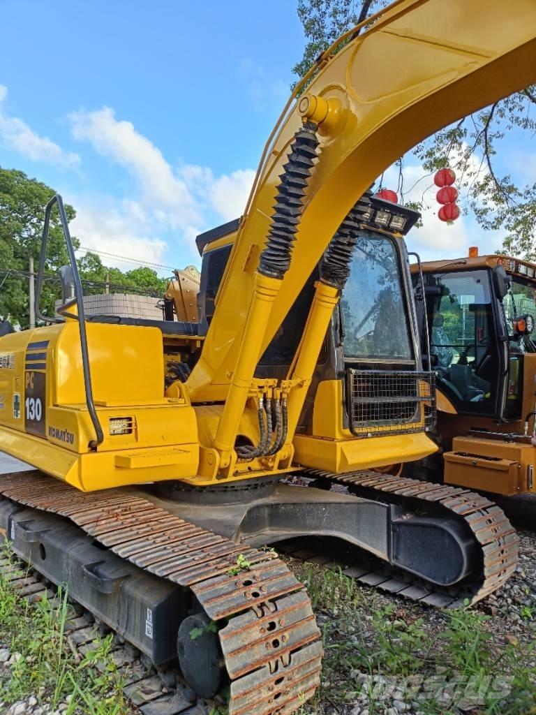 Komatsu PC 130-7 Bandgrävare