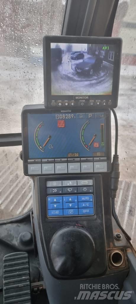 Komatsu PC 240 LC-8 Bandgrävare