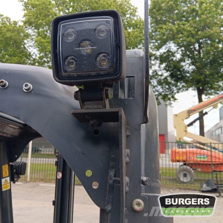 Linde E16P Elmotviktstruckar