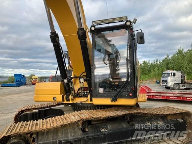 CAT 330 Bandgrävare