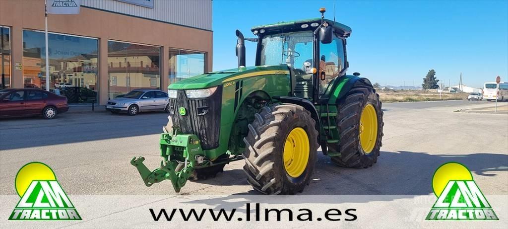 John Deere 8260 R Traktorer