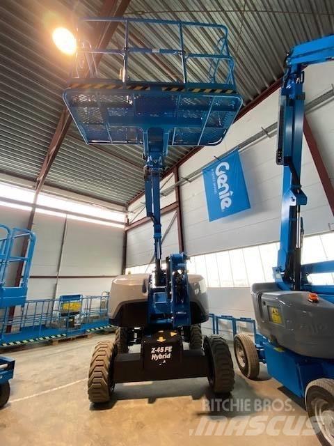 Genie Z45 FE Bomliftar
