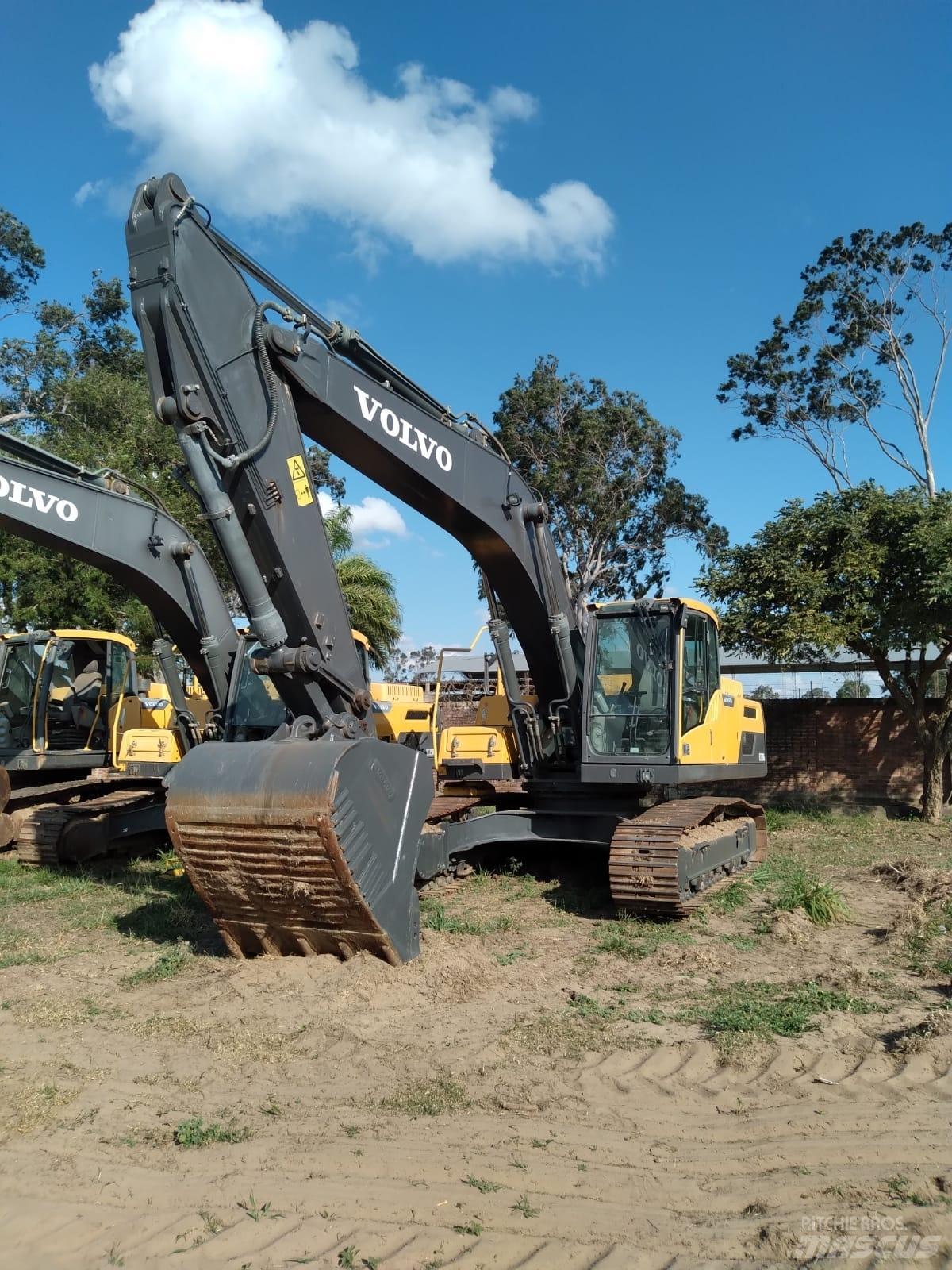 Volvo EC250DL Bandgrävare