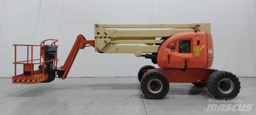 JLG 450 AJ Bomliftar