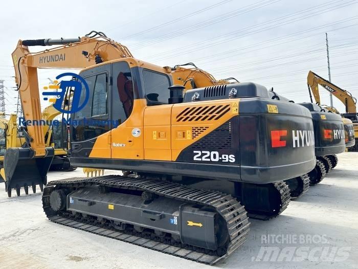 Hyundai R220-9S Bandgrävare