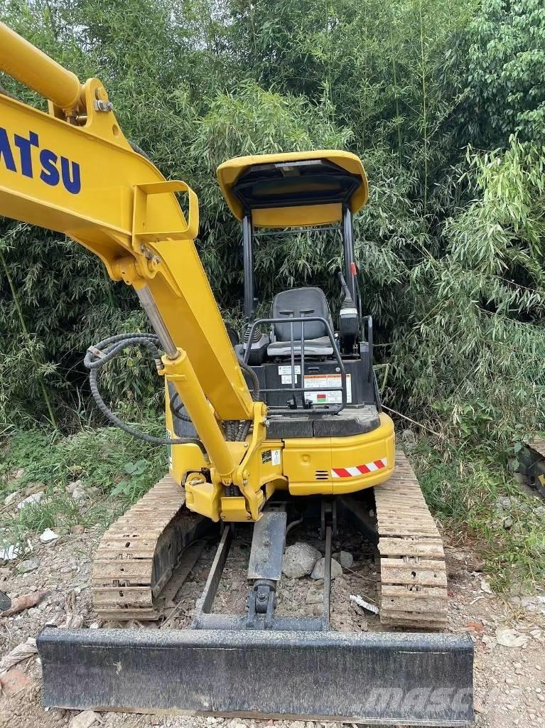 Komatsu PC35 Minigrävare < 7t