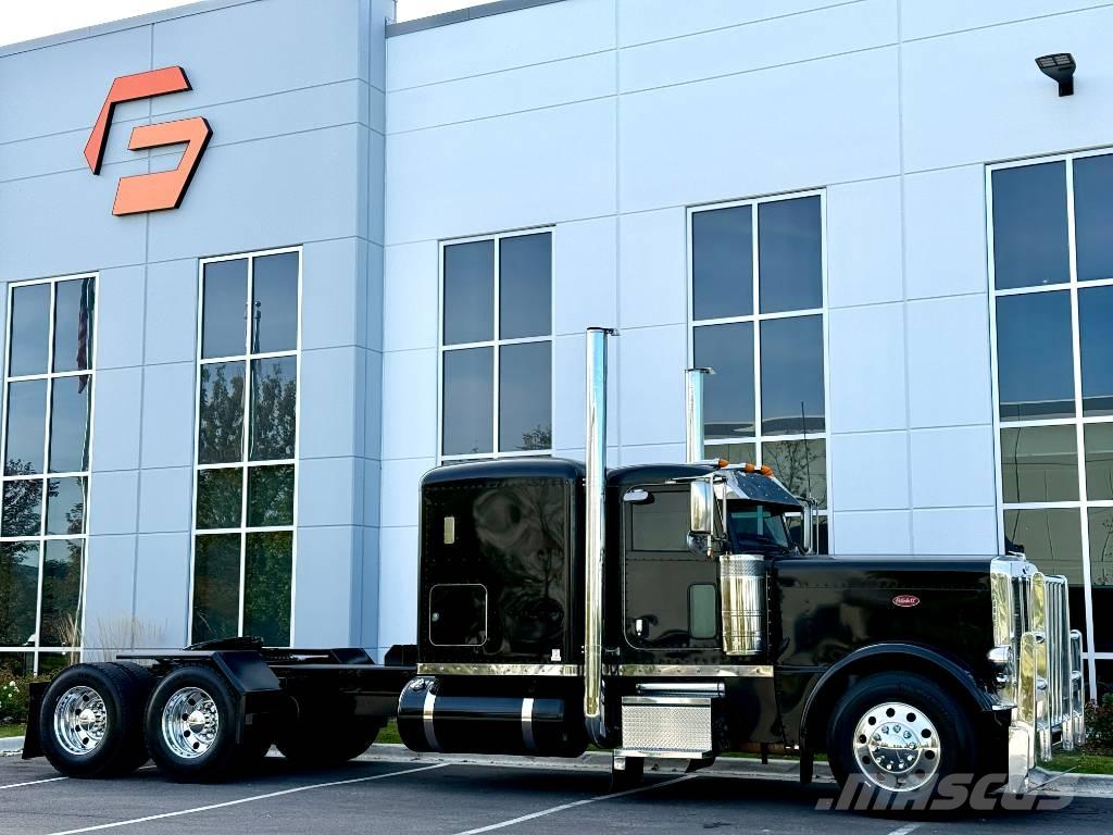 Peterbilt 389 PRIDE Dragbilar