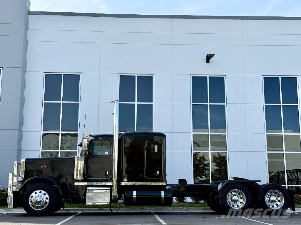 Peterbilt 389 PRIDE Dragbilar