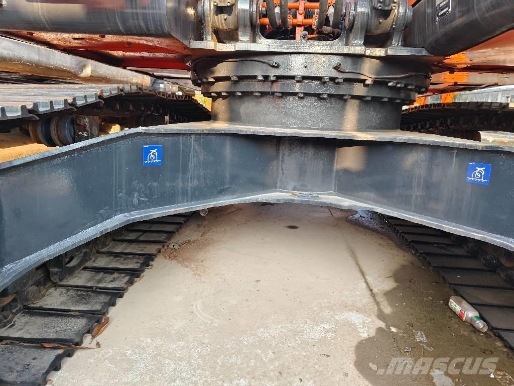 Doosan DX 225 LC-9C Bandgrävare
