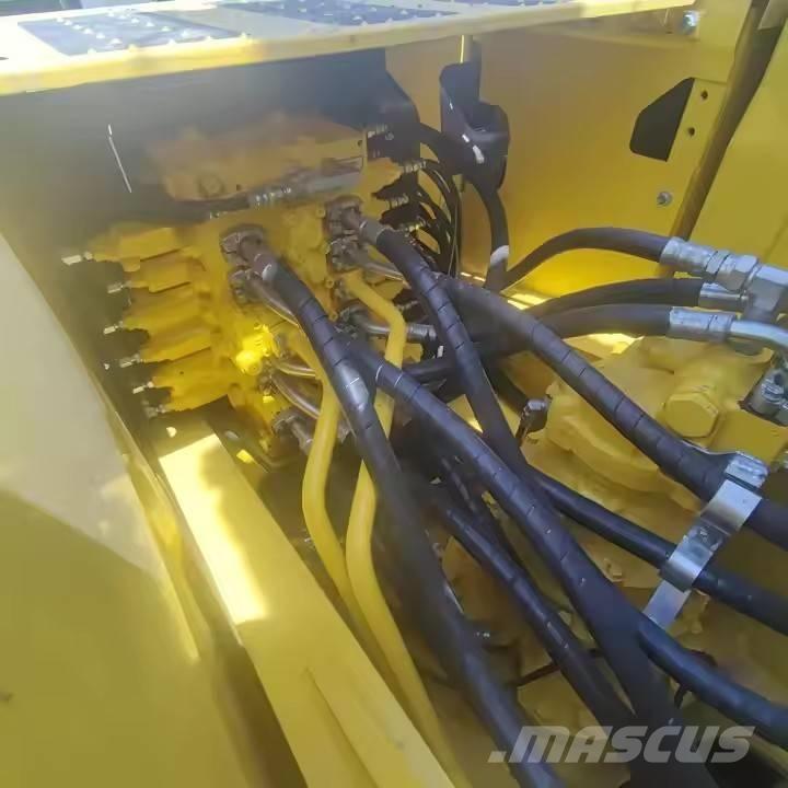 Komatsu PC 270 Bandgrävare