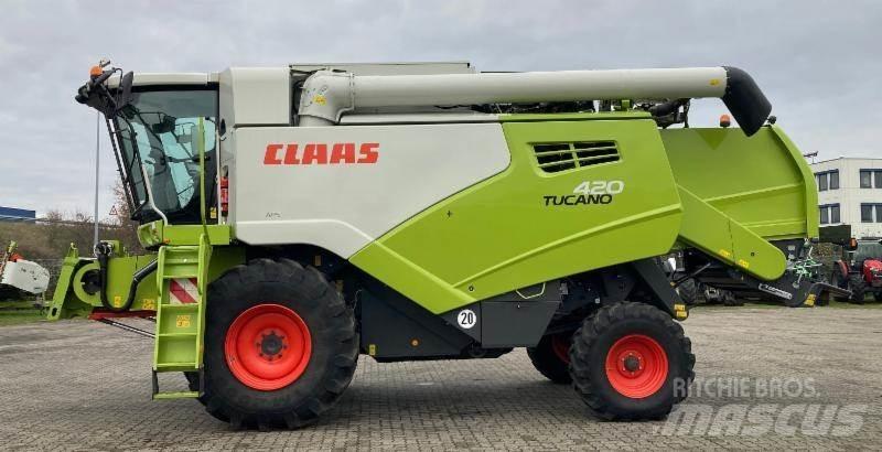 CLAAS TUCANO 420 Skördetröskor