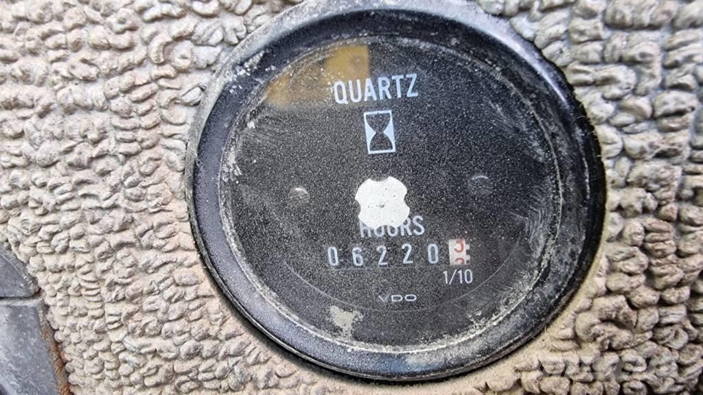 Champion 726 A Väghyvlar