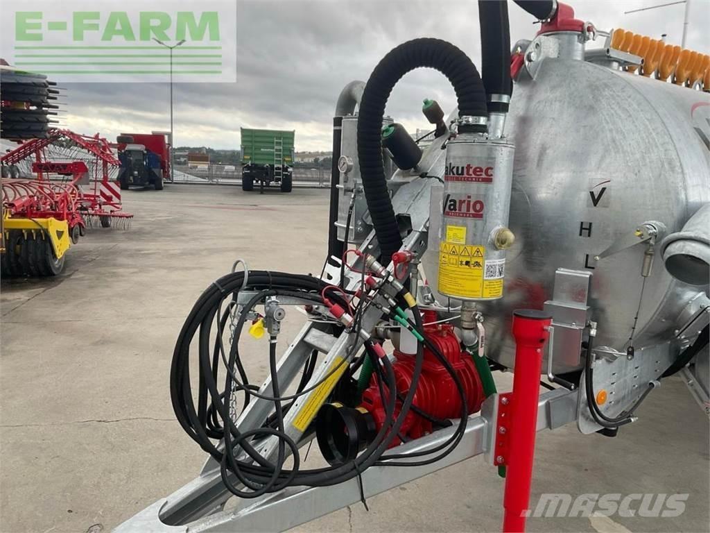  VA 7300 Fast- och kletgödselspridare