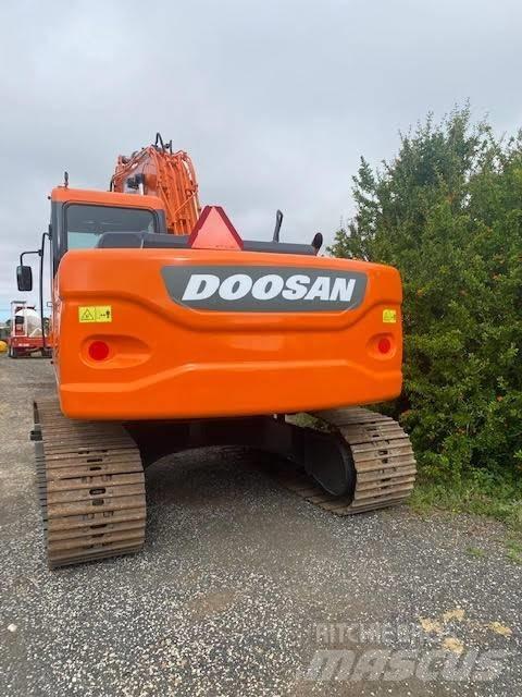 Doosan DX 180 LC Bandgrävare