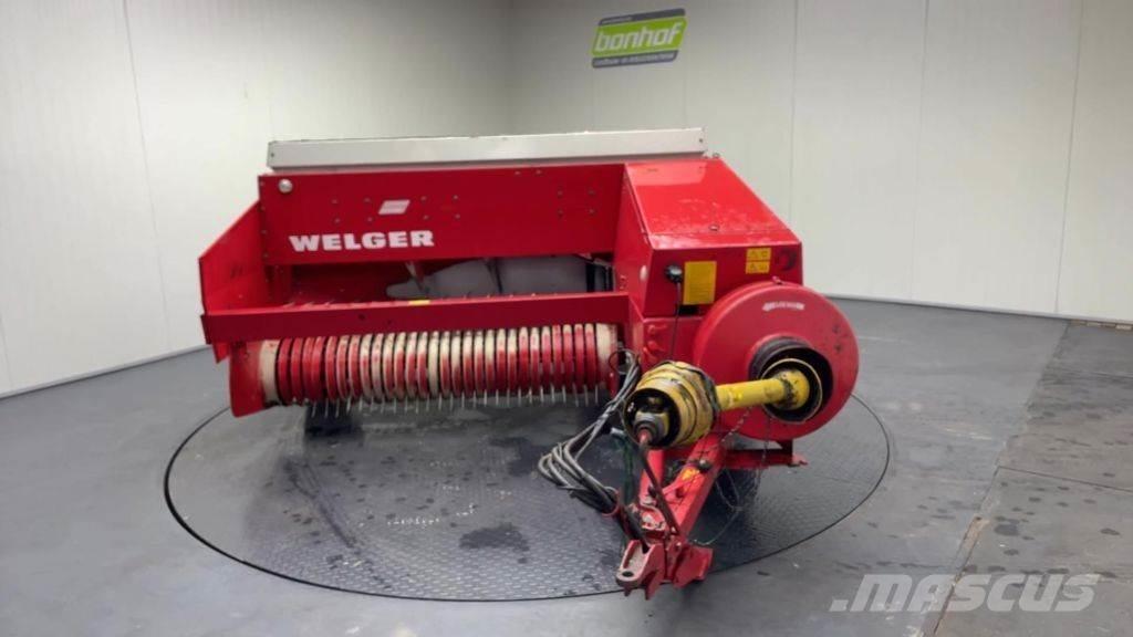 Welger AP 830 Fyrkantspressar