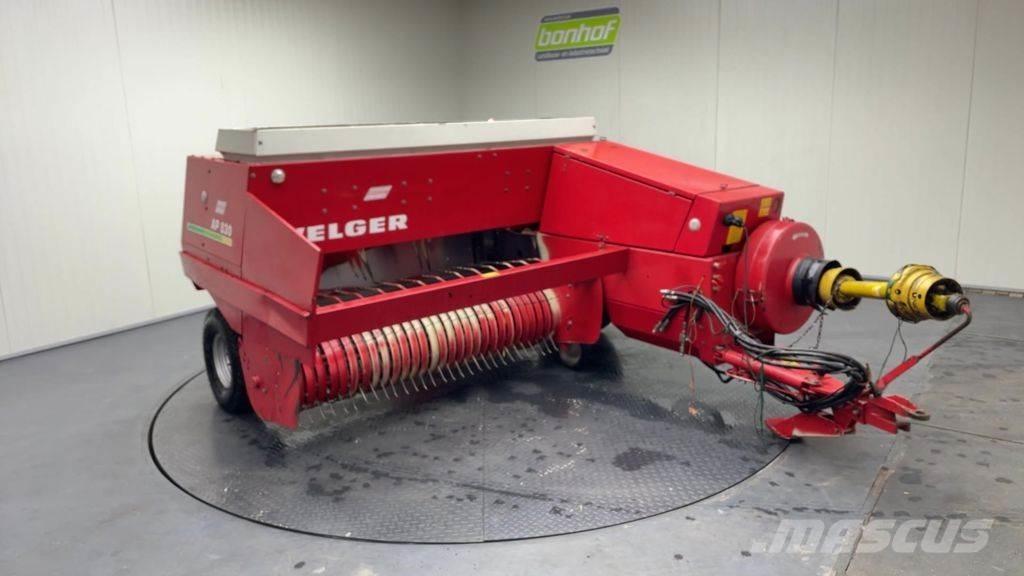 Welger AP 830 Fyrkantspressar