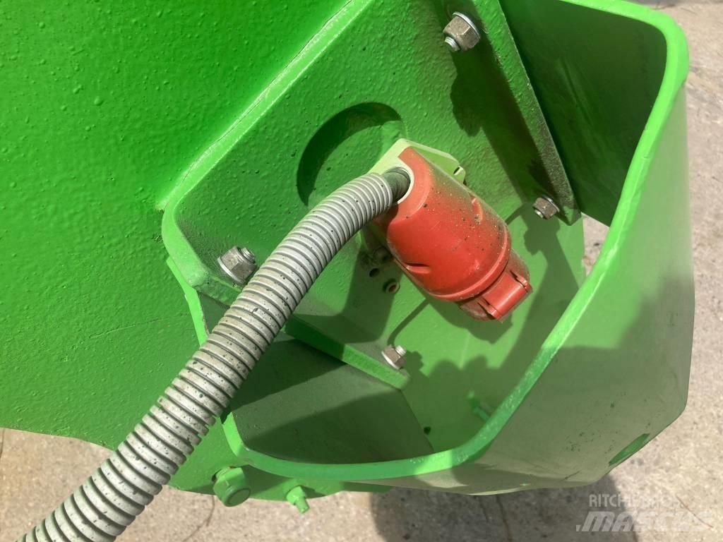 Sennebogen 825 Avfalls / industri hantering