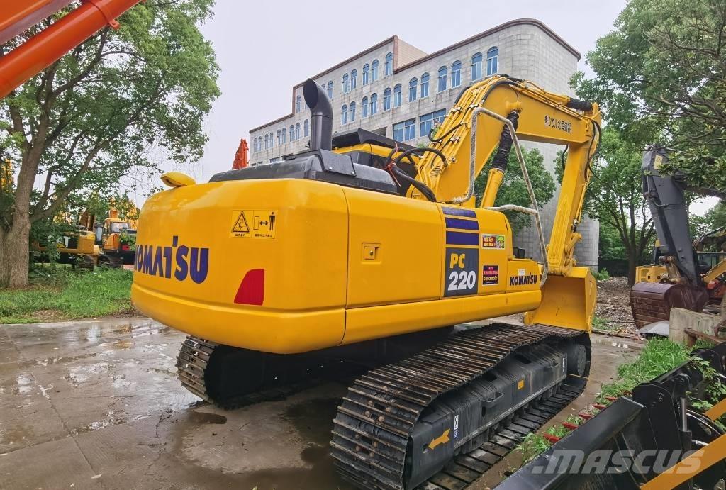 Komatsu PC 220-7 Bandgrävare