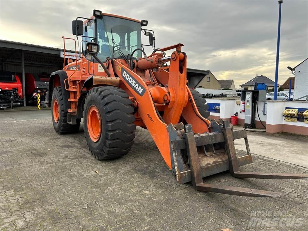 Doosan DL 300 Hjullastare