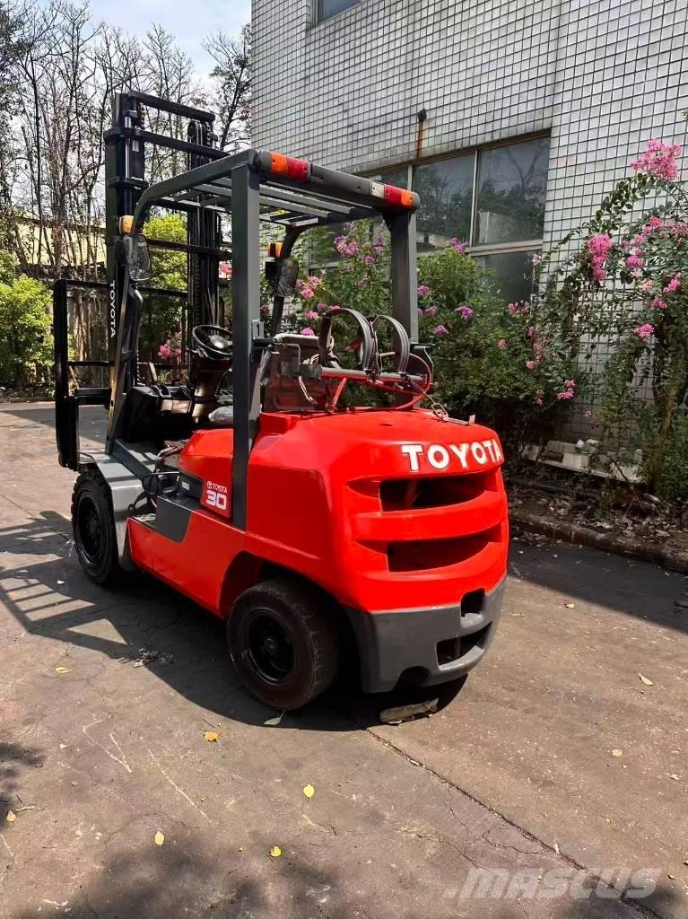 Toyota FD 30 Dieselmotviktstruckar