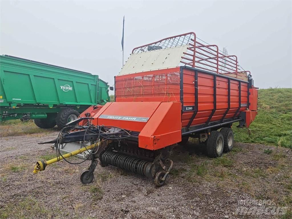Deutz-Fahr E390 Hackvagn / Självlastarvagn
